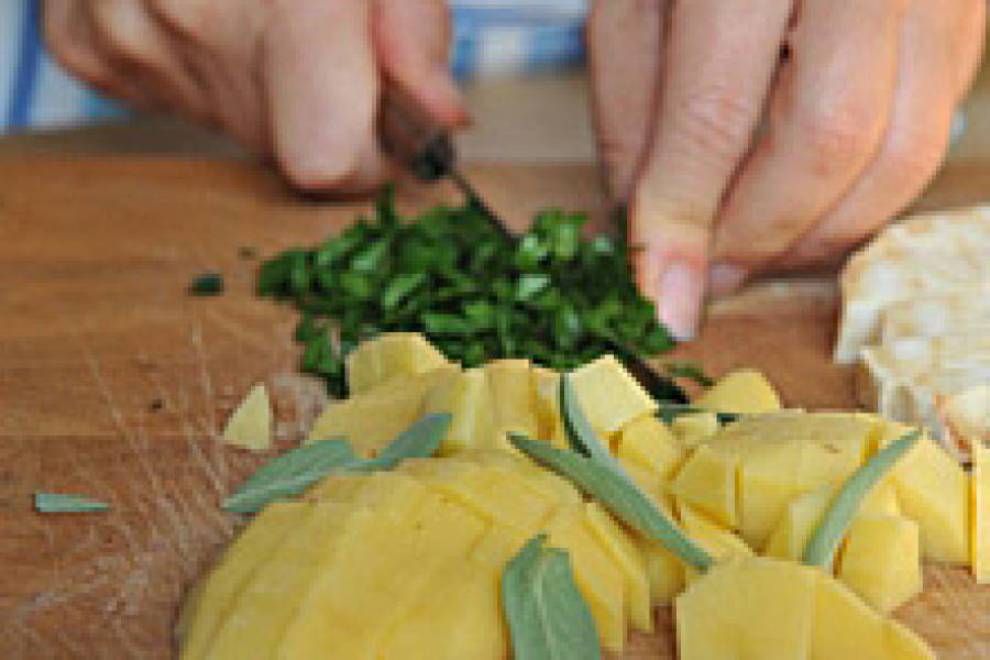 Zubereitung einer Mahlzeit für Basenfasten