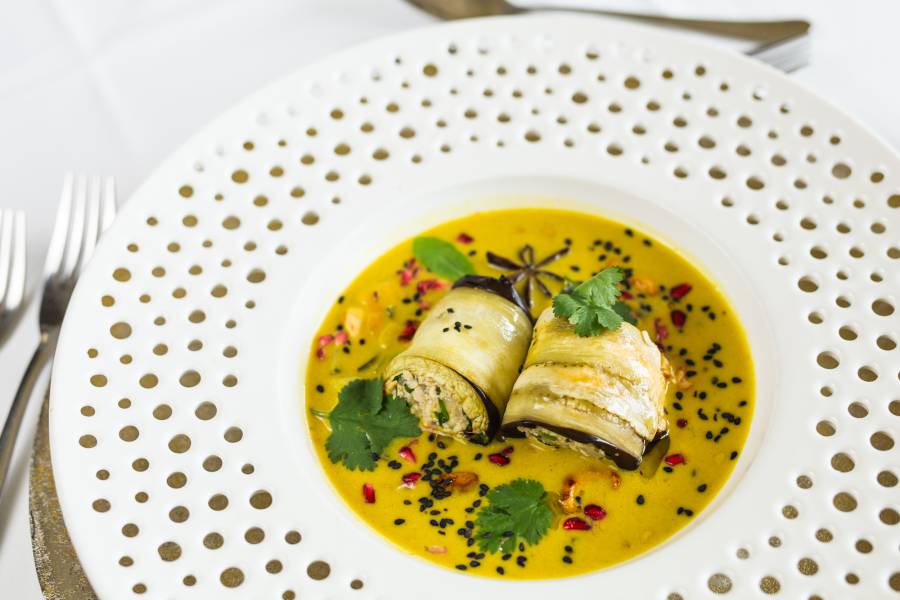 Zucchini Rolle in Currysuppe